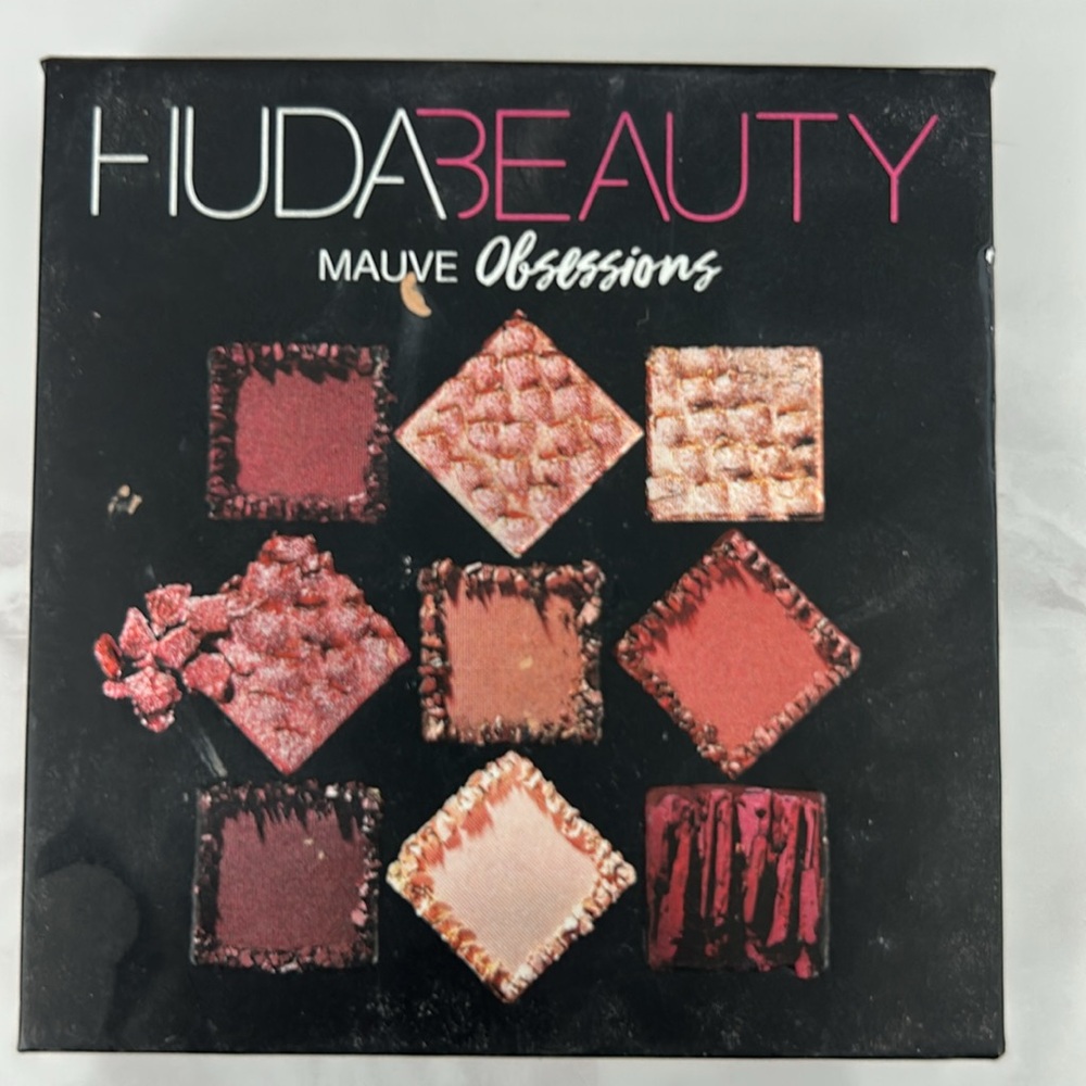Huda Beauty Mauve Obsessions - Picture 3 of 4